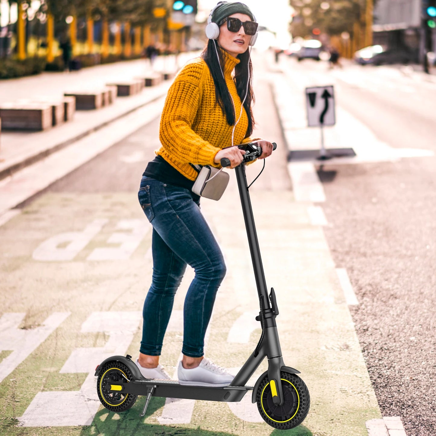 Experience effortless commuting with the tamnpoo 350W electric scooter built for daily adventures.