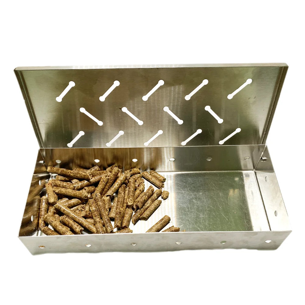 Elevate your barbecue with the rich, apple wood flavor that infuses every bite.