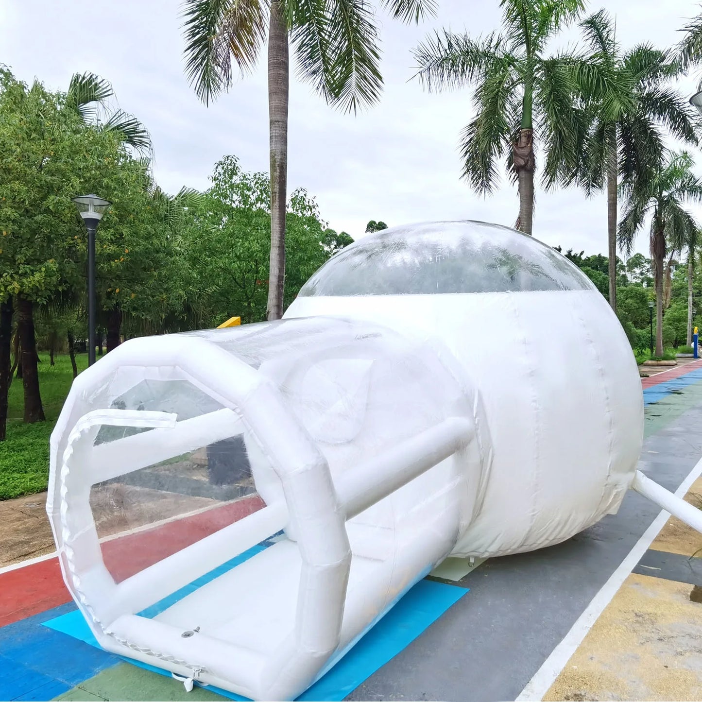 Step into a crystal-clear bubble sanctuary from Bymaocar that turns your backyard into a starry observatory and gathering space for memories that glow.