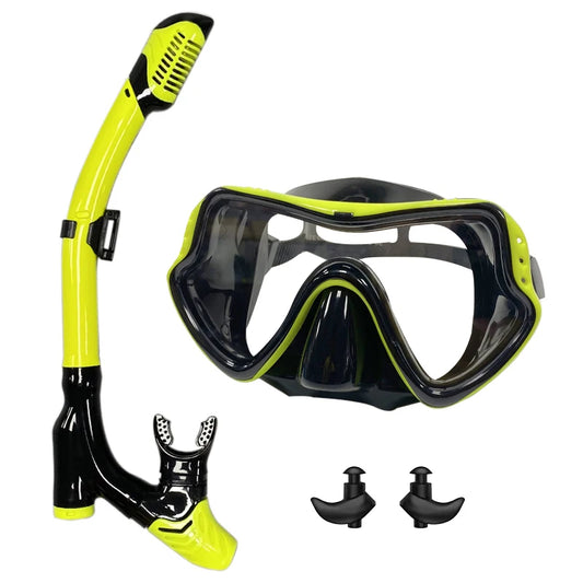 Explore clear underwater views with the QYQ diving mask and snorkel set that gives you comfort and versatility.