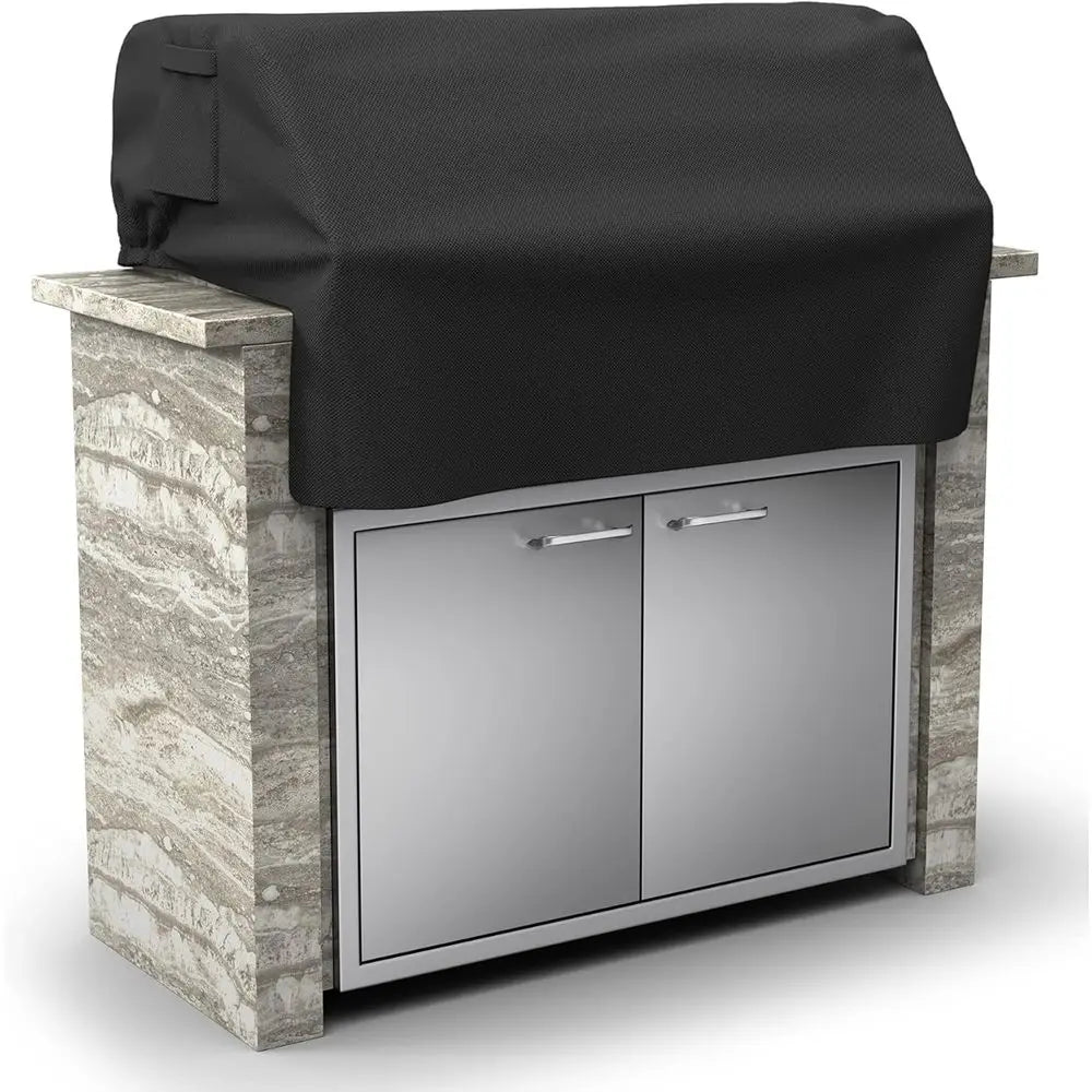 Protect your built-in grill from the elements with a rugged, weatherproof cover built for your 38-inch island top. This cover offers a precise fit and dependable protection so you can enjoy outdoors without worry. Engineered to withstand rain, sun, wind,